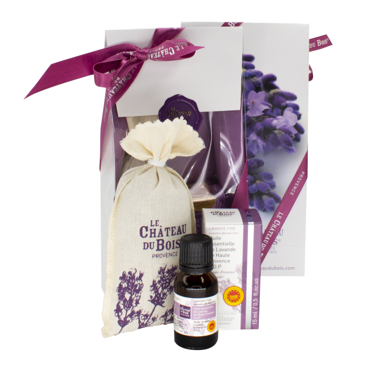 Fine lavender Essentail oil and lavender sachet composition
